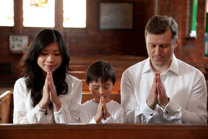 4 Christian Audiobooks To Encourage Family Worship